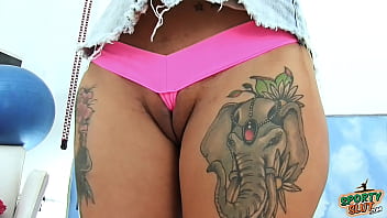 Bubble Butt Tattooed Latina Working Out Cameltoe Pussy And Big Tits