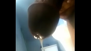 Viejo Arrecho Se Pajea