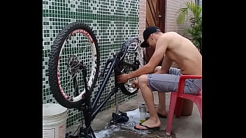 Branquinho Gostoso Dando Tapa Na Magrela