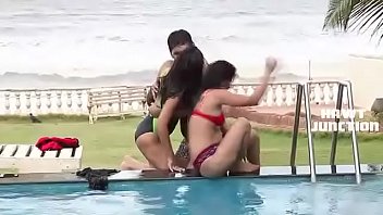 Super Hot Scene Bheega Badan Aur Pyasi Jawani _