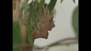 Big Tit Granny Threesome