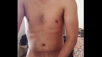 Chico Mexicano Se La Jala