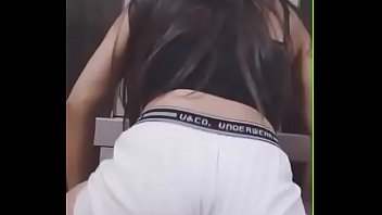 Isah Moraes - Dancando Mc Wm E Os Cretinos - Treme Treme