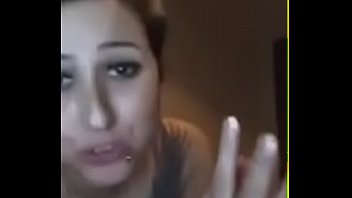 Turkish Slut Muenevver With Solo Show On Periscope 24 11 16 - slut, solo, show, on, with, turkish, periscope - Video 4304663