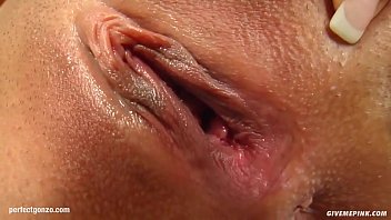 Solo Masturbation With Gianna Gonzo Style On Give Me Pink