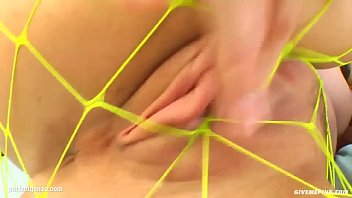 Gil Sky Gonzo Style Solo Fingering Masturbation On Give Me Pink