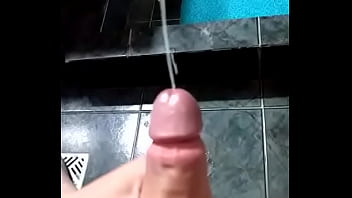 VID-20171115-WA0056 - Cum-masturbation-argentina---paja-el-en-leche-soloboy-cordoba-bano-mucha