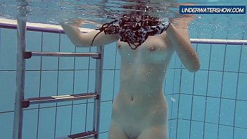 Amateur Lastova Continues Her Swim