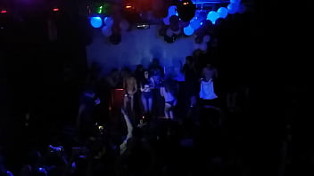 Novinhas Ficam De Calcinha Na Lapa Rj 2016