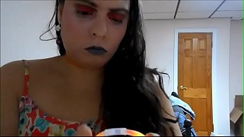 Ginger Paris Nasty Pee Sounds