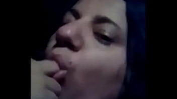 Mallu Aunty Recording Video For Boyfriend