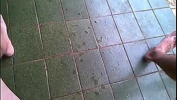 Pau Medio Magrinho Punheta E Gozando