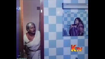 Chandrika Hot Bath Scene From Her Debut Movie In Tamil