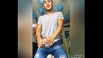 Young, Gay, Dance, Mexican, Latino, Straight, Youtuber - Gay - 2025 - Intense - Performance - Video 4122668