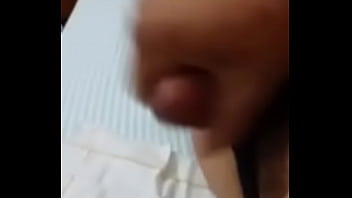 Safado Gozando Na Cama