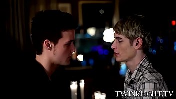 Blowjob And Riding Cock With Krys Perez And Preston Andrews