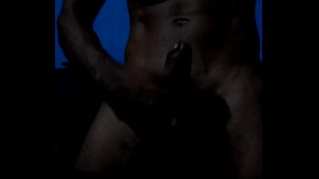 Novinho Sarado Gozando