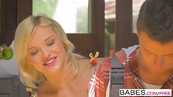 Babes - Elegant Anal - (zazie_skymm) - Carpenter Yard