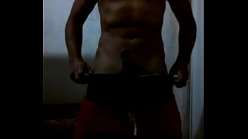 Moreno Mostrando O Pau