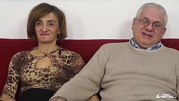 Scambisti Maturi - Mature Italian Swinger Gets Her Ass Fucked And Pussy