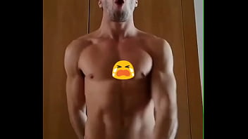 Itzan Escamilla (actor) - Instagram.trim