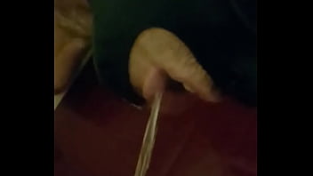 Mascarado Bebendo Mijo (piss)