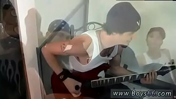 Free Gay Twinks Piss Drinkers And Men Pissing Lying Down First Time 3