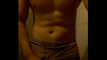 Amaneci Con La Verga Bien Dura..