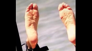 Cumming On Cameron Diaz Feet