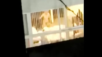 Se Da Cuenta Espiando Vecina