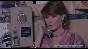 Restregandole Las Tetas (la Profesora Enseña En Casa)