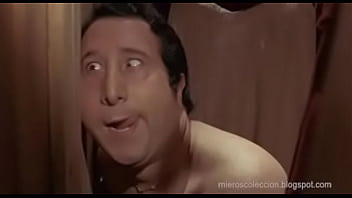 Edwige Fenech En Toples (la Profesora Enseña En Casa)