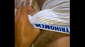 1 - Apresentando Meu Pau, Olha Ele Dentro Da Cueca... Afim De Conhecer?