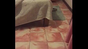 Espiando Enorme Culo De Maestra