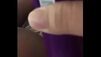 Esposa Jugando Con Su Juguete