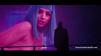 Ana De Armas Fully Nude As Hologram In Blade Runner 2049