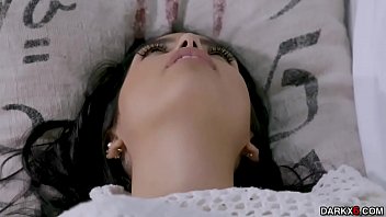 Hot Teen Babysitter Sucking A Big Cock