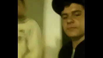 Minperra Cachonda Penetrada En Cuatro Mientras Caminamos