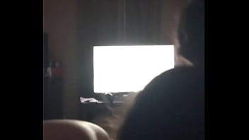 Fan Le Hace Un Pete Al Cantante Babyano