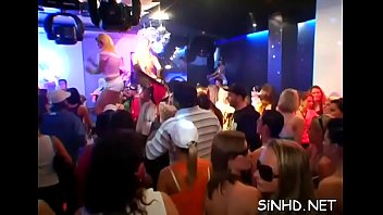 Huge Group Fucking Delights - hardcore, blowjob, suck-cock, madthumbs, rough-fuck, amateur-porn-videos, hardcore-video, fuck-video - Video 4192328