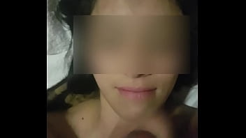 Se Viene En Mi Cara - cumshot, rica, corrida, cara, esposa, infiel - Video 4190667