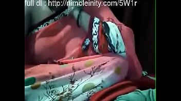 Mallu Aunty Big Boobs Nipple Hard Press