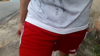 Gato Atleticano Voltando Da Academia.