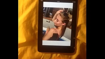 Cumtribute For Horny Ig Girl