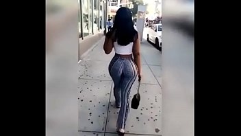 1C616003-517A-45DE-943E-67F25F6D3ADB