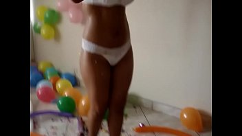 Blue Hotel Aviacion Peru Chicas Karla 13