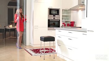 Hardbody Fitness Babe Subil Arch Masturbates After Work