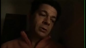 Padre Ve A Su H. Y Pierde La Cabeza