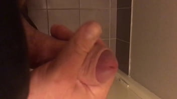 EBB9622F-6405-44A6-904D-C68743CE343D