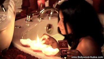 Hopelessly Romantic Indian Milf